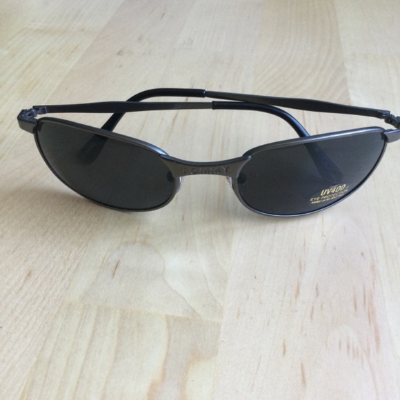 TOMMY FORD UV400 Unisex Glasses NWOT - Picture 3 of 8